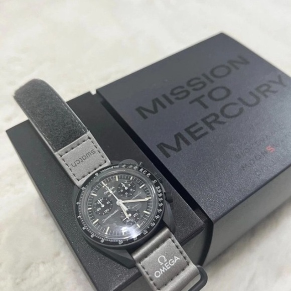 Mission to Mercury Swatch x moonswatch speedmaster - Picture 4 of 6